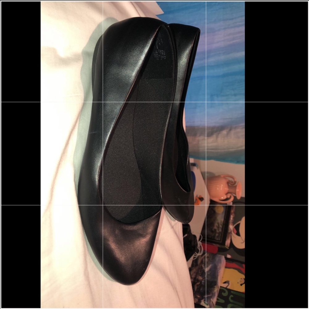 Shoes - Picture 2 of 2
